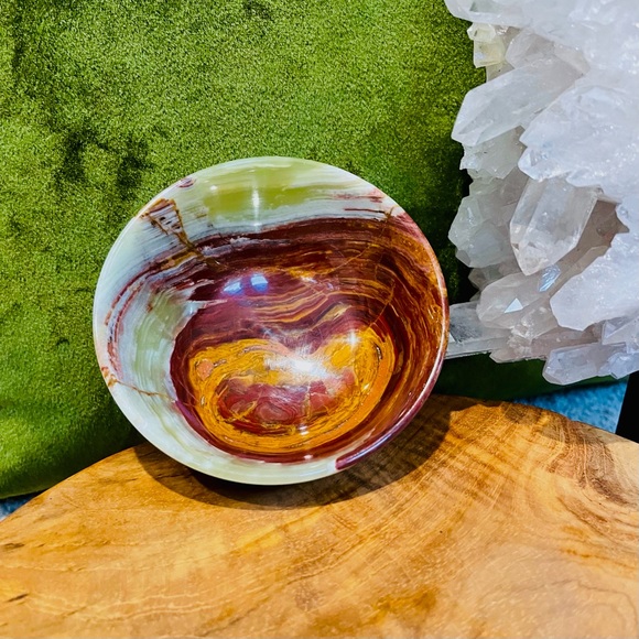 Banded green onyx dish 4” - Picture 3 of 7